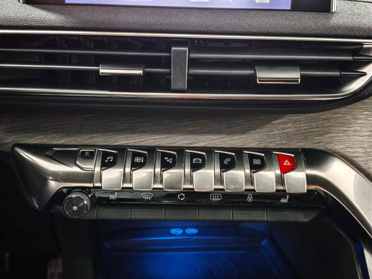 peugeot-5008-2018-diesel-1997cc