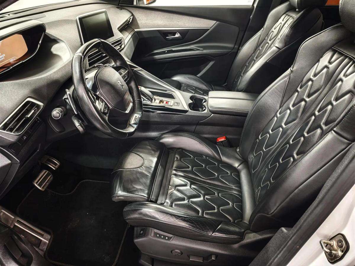 peugeot-5008-2018-diesel-1997cc