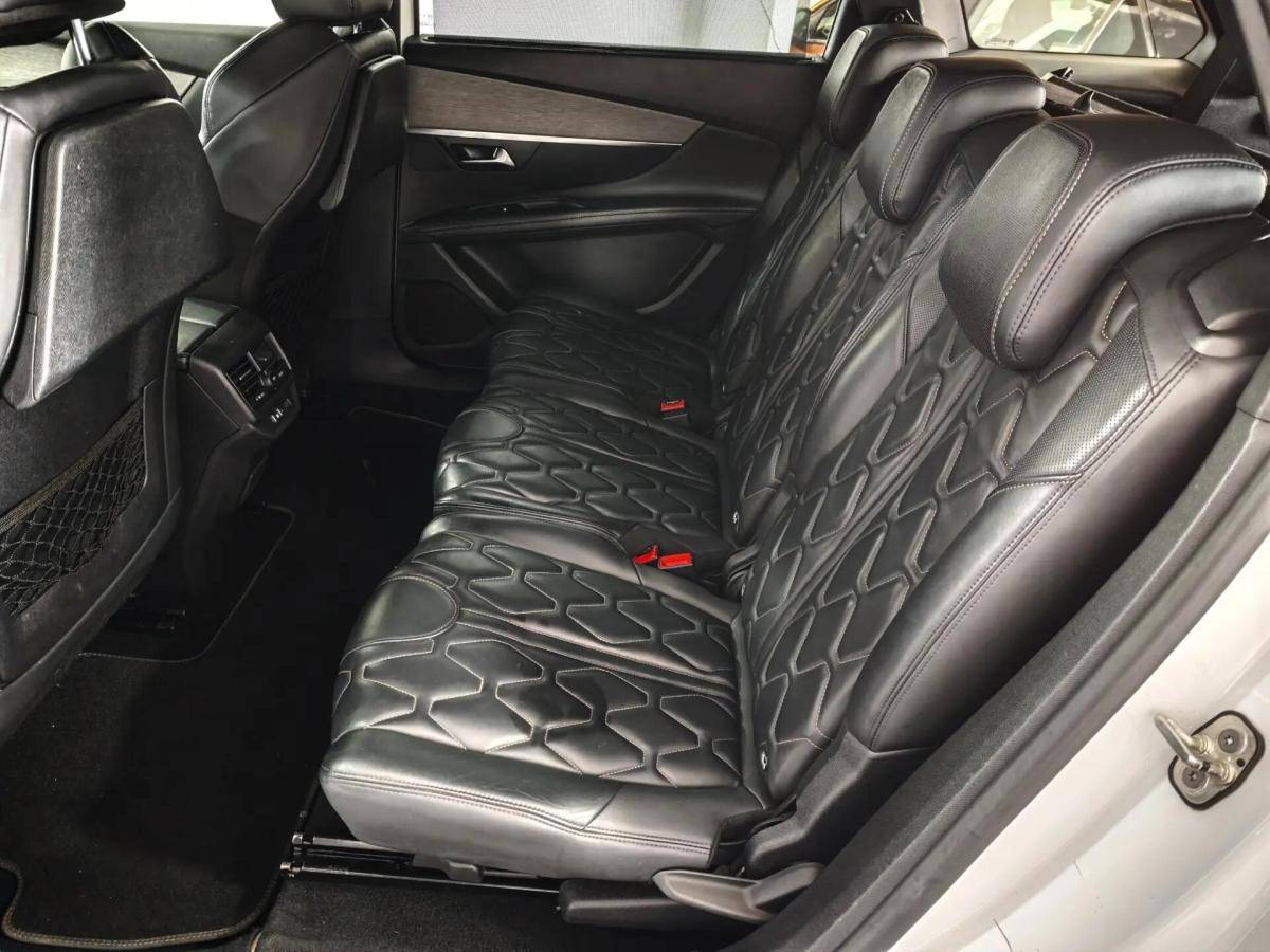 peugeot-5008-2018-diesel-1997cc