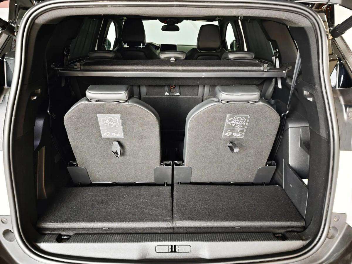 peugeot-5008-2018-diesel-1997cc