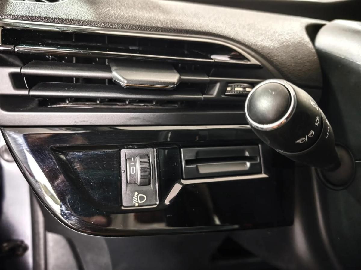 citroen-c4-grand-picasso-2017-gasolina-1199cc