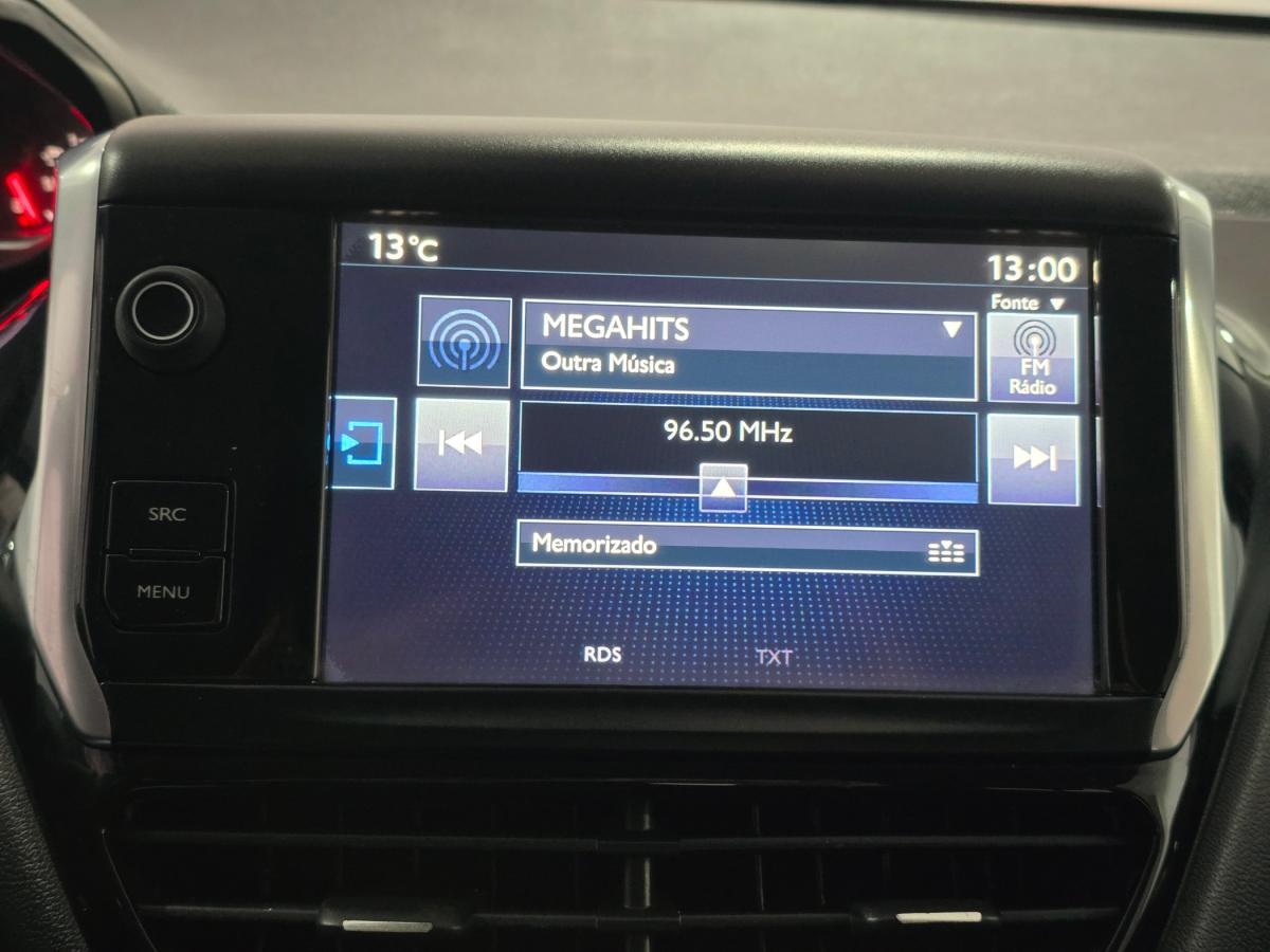 peugeot-208-2015-gasolina-1199cc