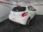 peugeot-208-2015-gasolina-1199cc