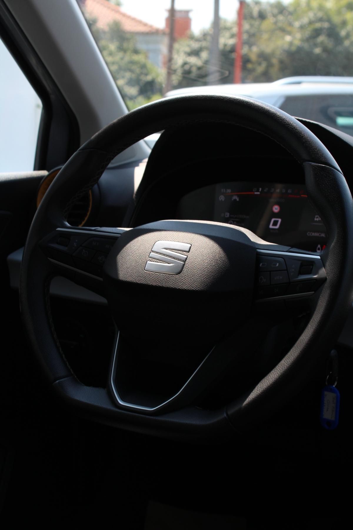 seat-arona-2024-gasolina-999cc