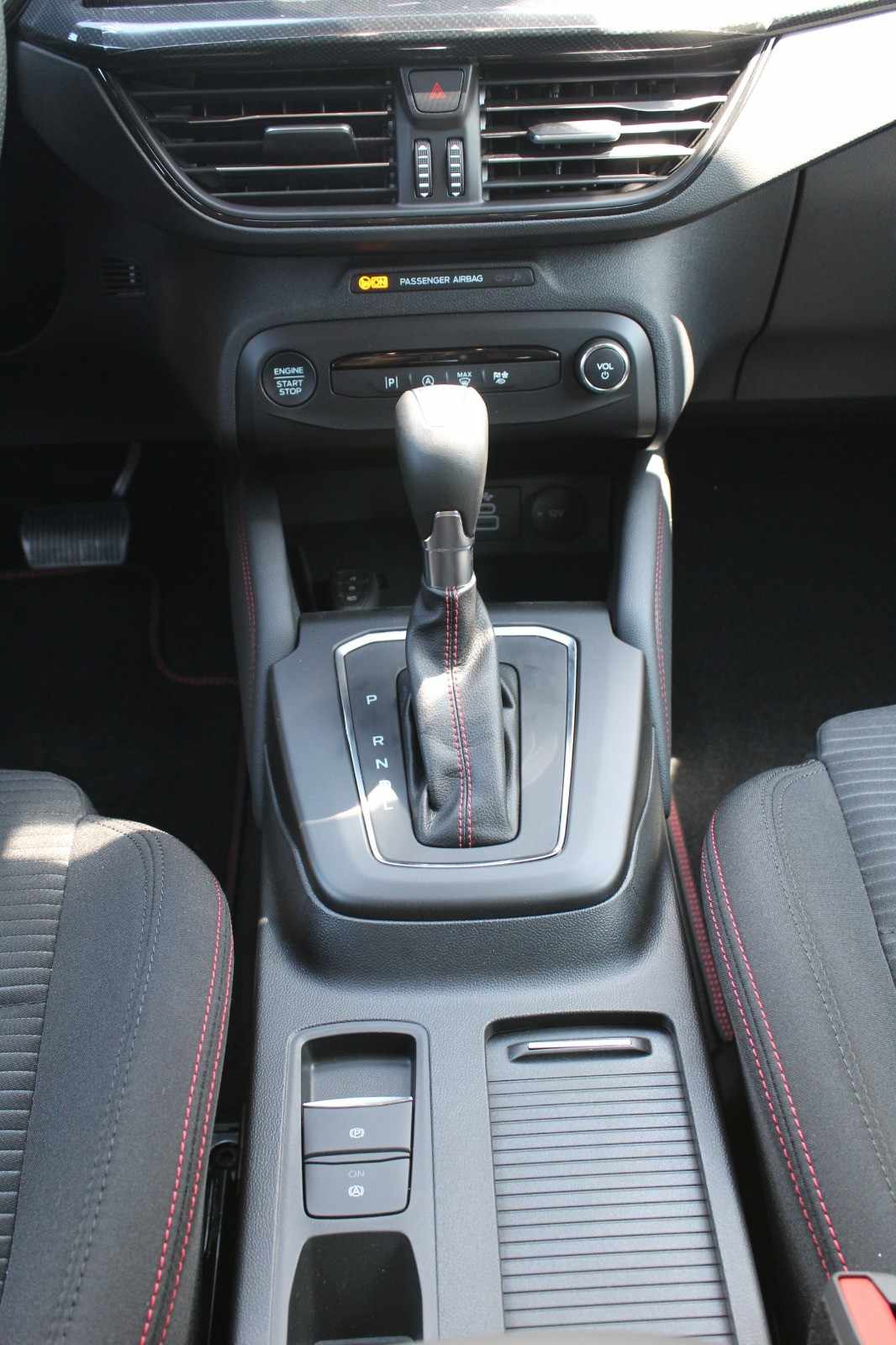 ford-focus-2025-gasolina-998cc