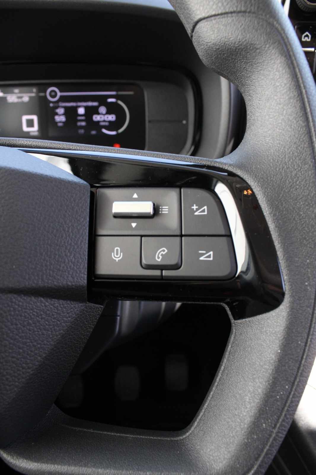 citroen-berlingo-2026-diesel-1499cc