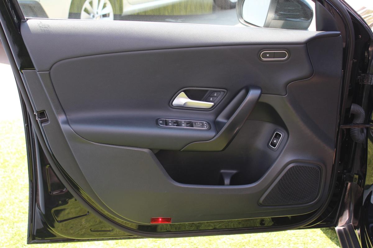 mercedes-benz-classe-a-2023-hibrido-a-gasolina-1332cc