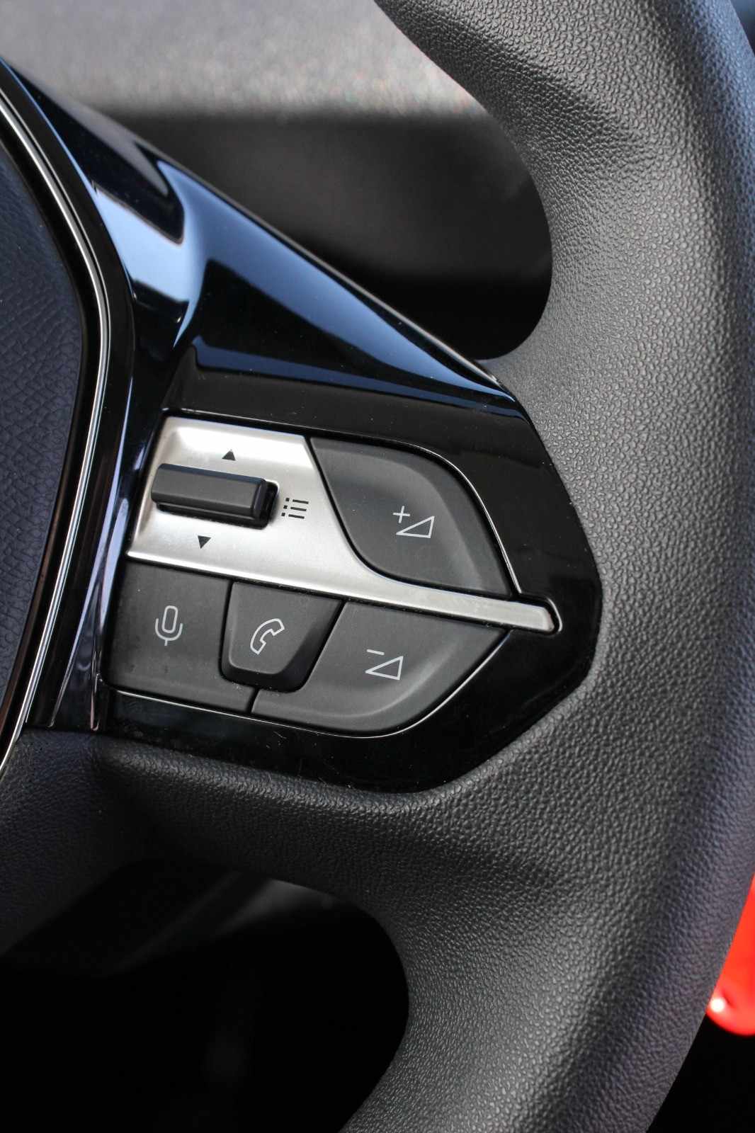 peugeot-partner-2025-diesel-1499cc