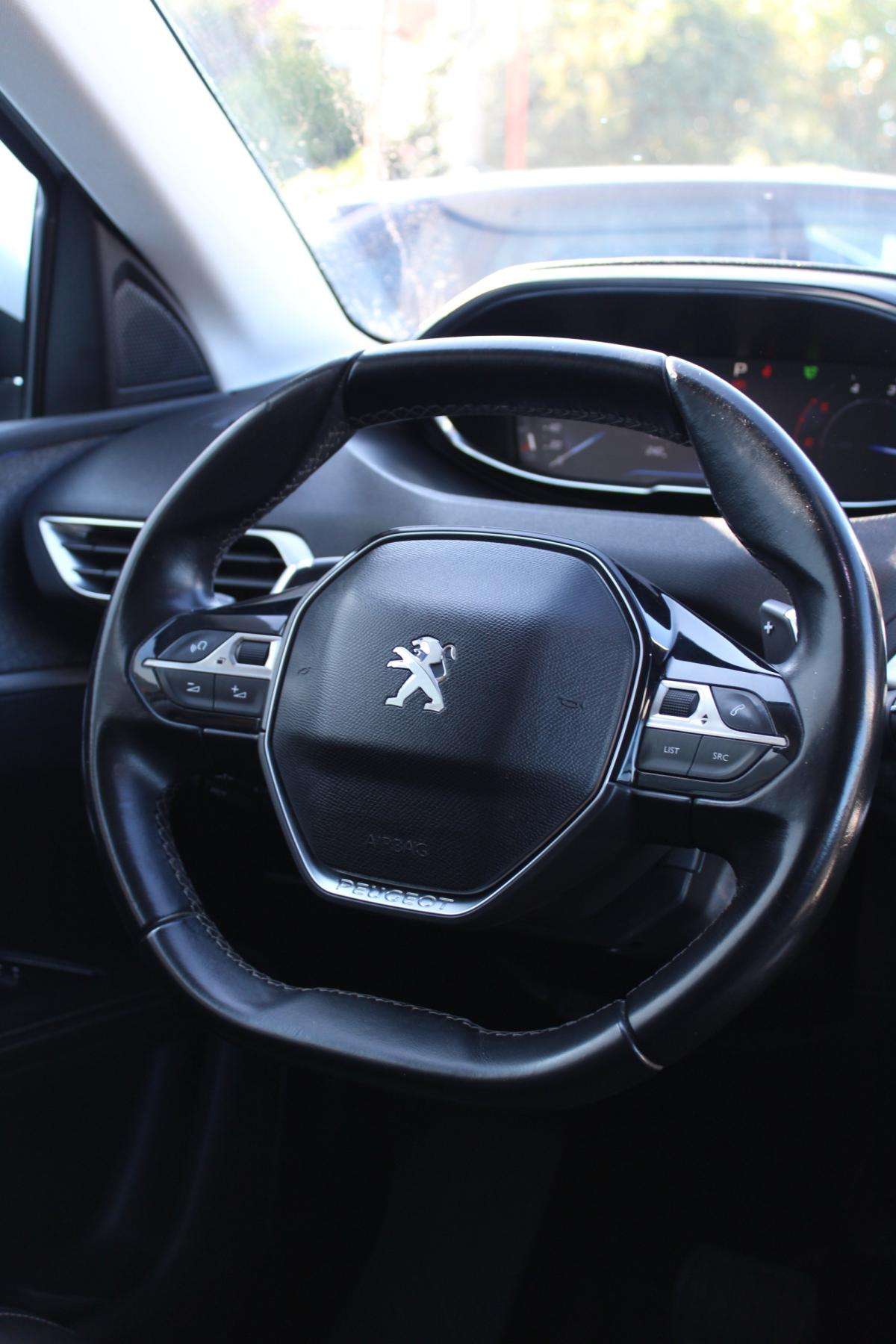 peugeot-5008-2018-diesel-1560cc