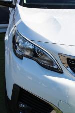 peugeot-5008-2018-diesel-1560cc