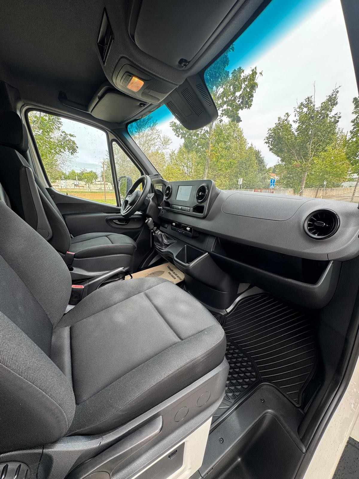 mercedes-benz-sprinter-2020-diesel-2143cc