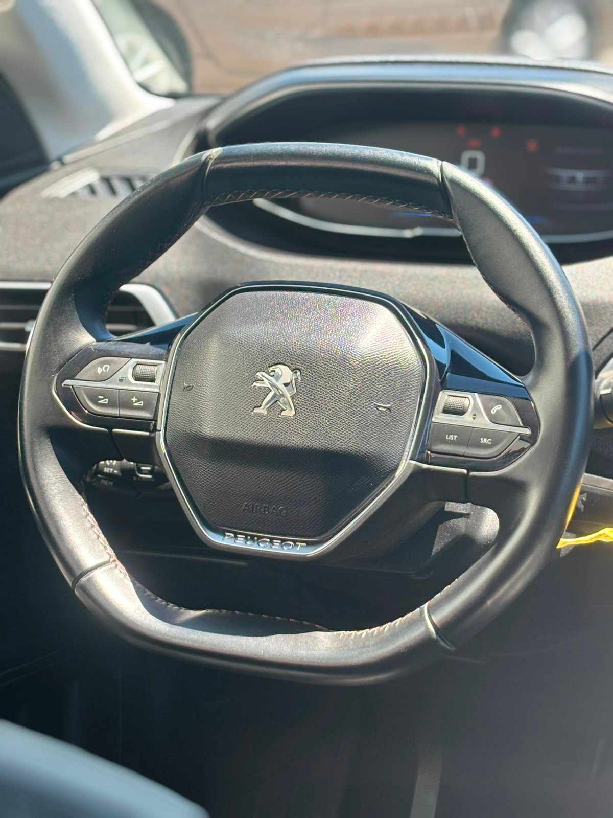 peugeot-3008-2017-diesel-1560cc