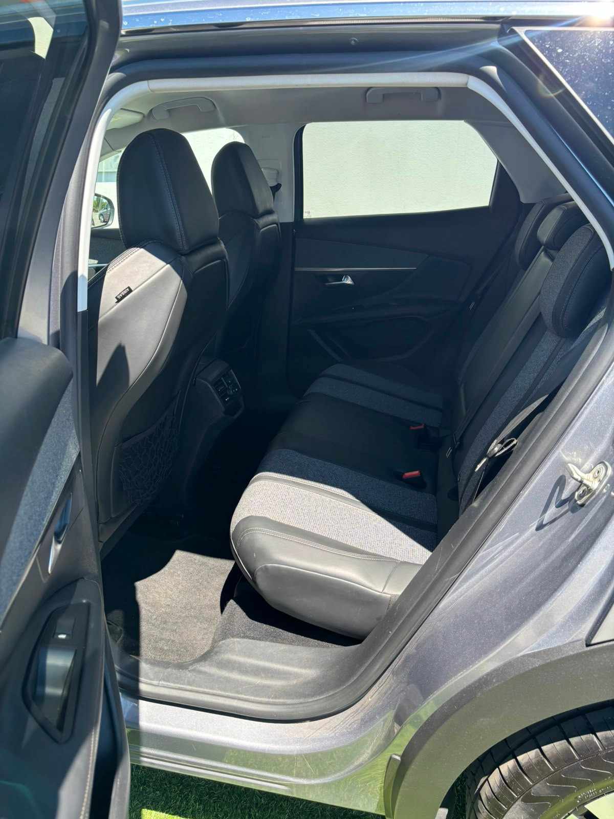 peugeot-3008-2017-diesel-1560cc