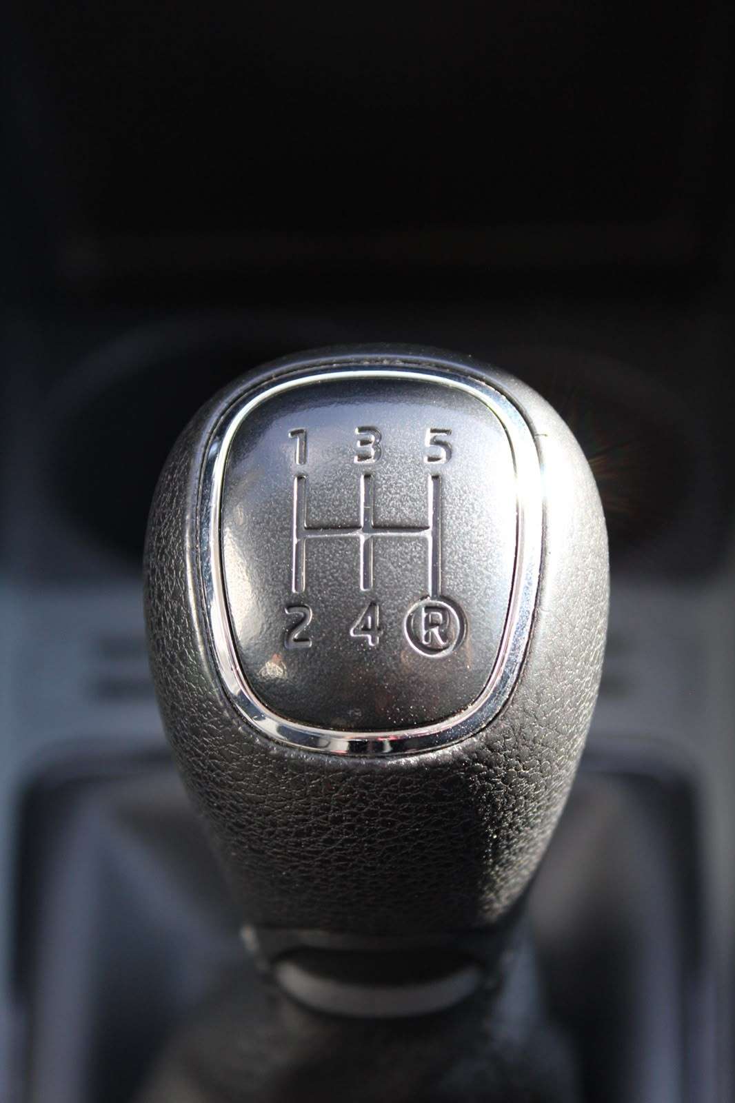 skoda-fabia-2015-gasolina-999cc