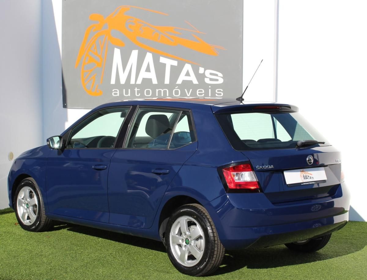 skoda-fabia-2015-gasolina-999cc