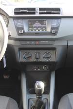 skoda-fabia-2015-gasolina-999cc