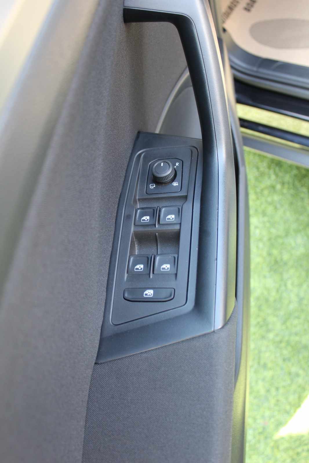 volkswagen-t-roc-2024-gasolina-999cc