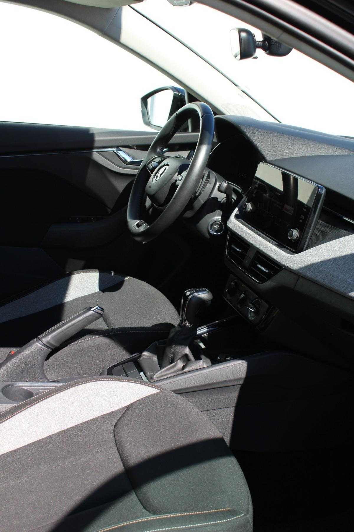 skoda-scala-2024-gasolina-999cc