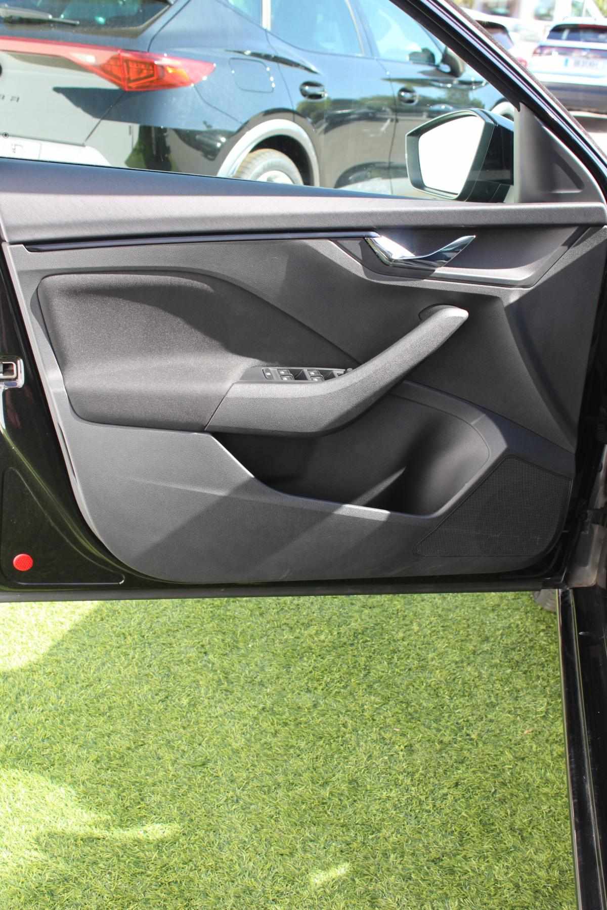skoda-scala-2024-gasolina-999cc