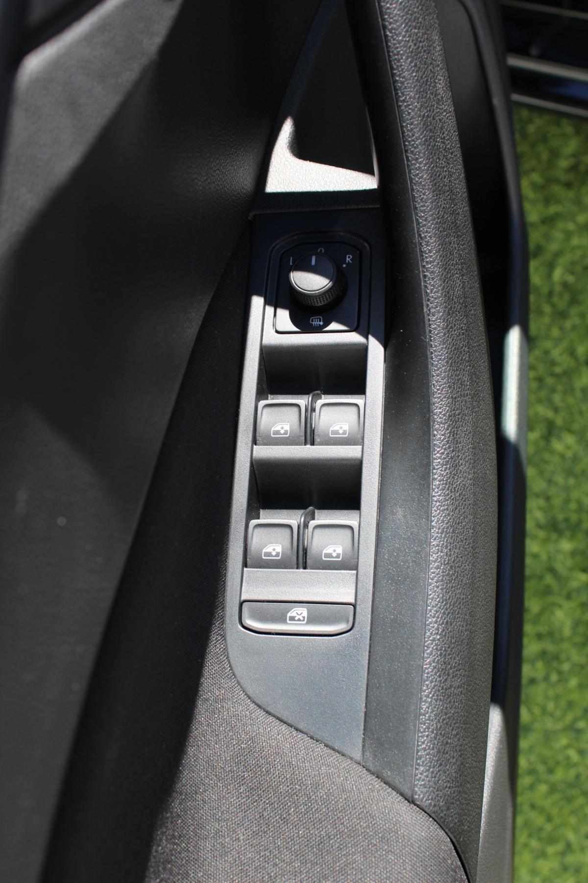 skoda-scala-2024-gasolina-999cc