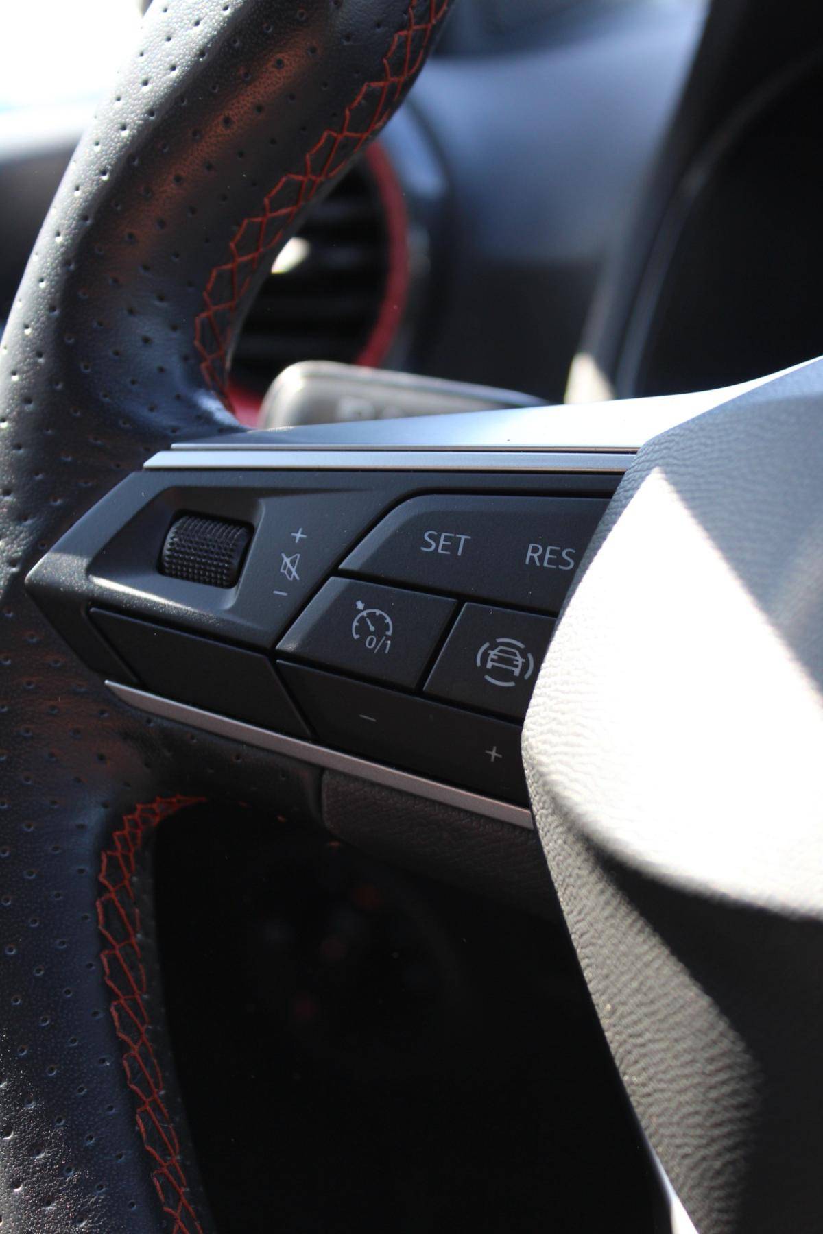 seat-arona-2024-gasolina-999cc