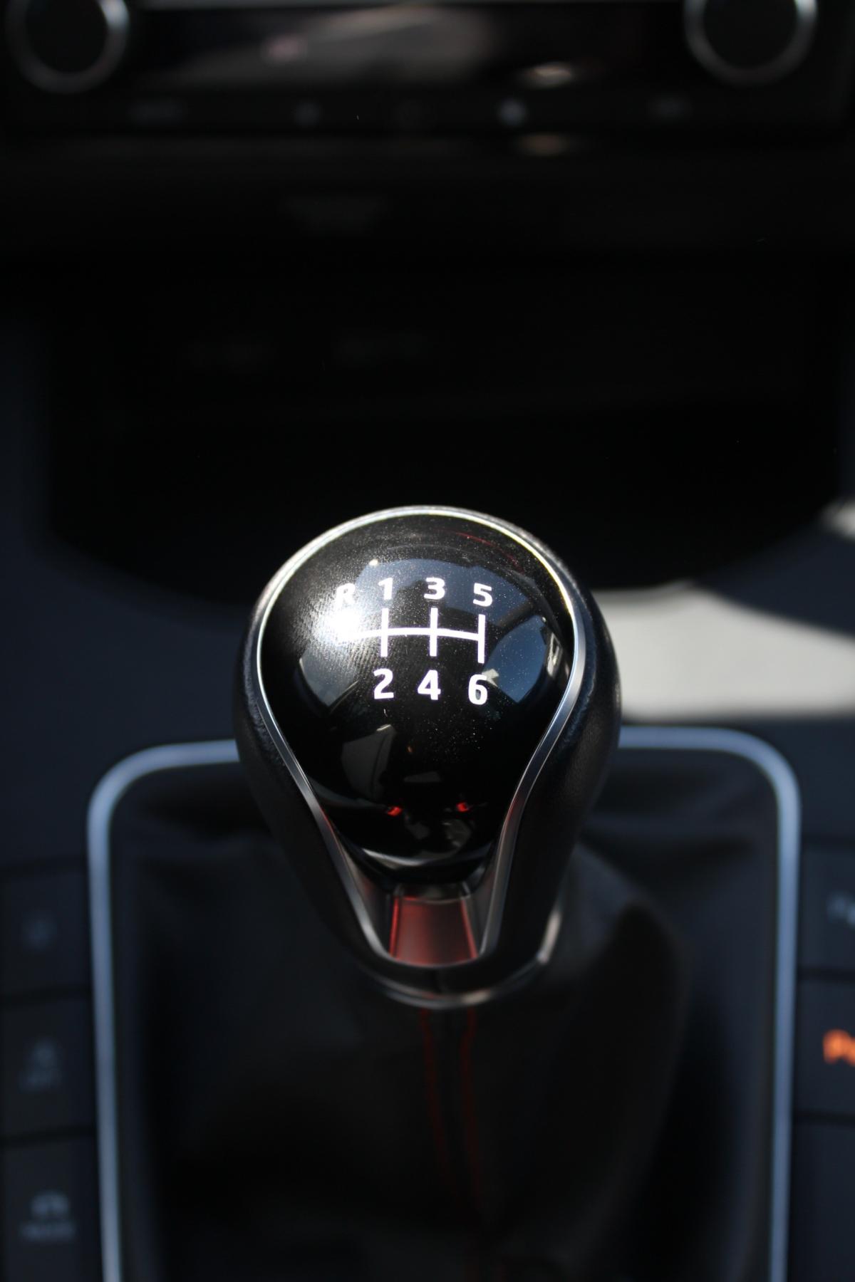seat-arona-2024-gasolina-999cc