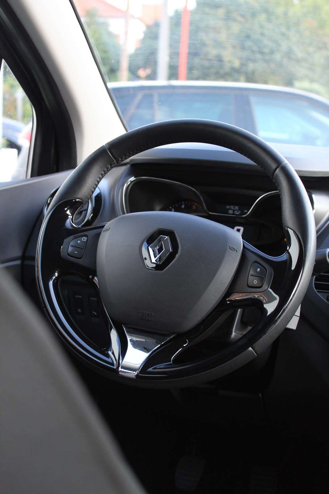 renault-captur-2014-diesel-1461cc