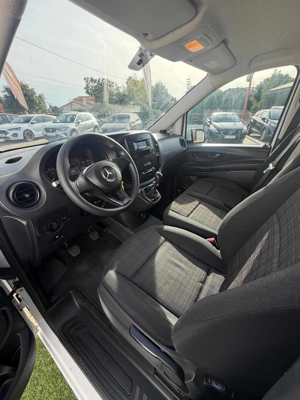 mercedes-benz-vito-2018-diesel-2143cc