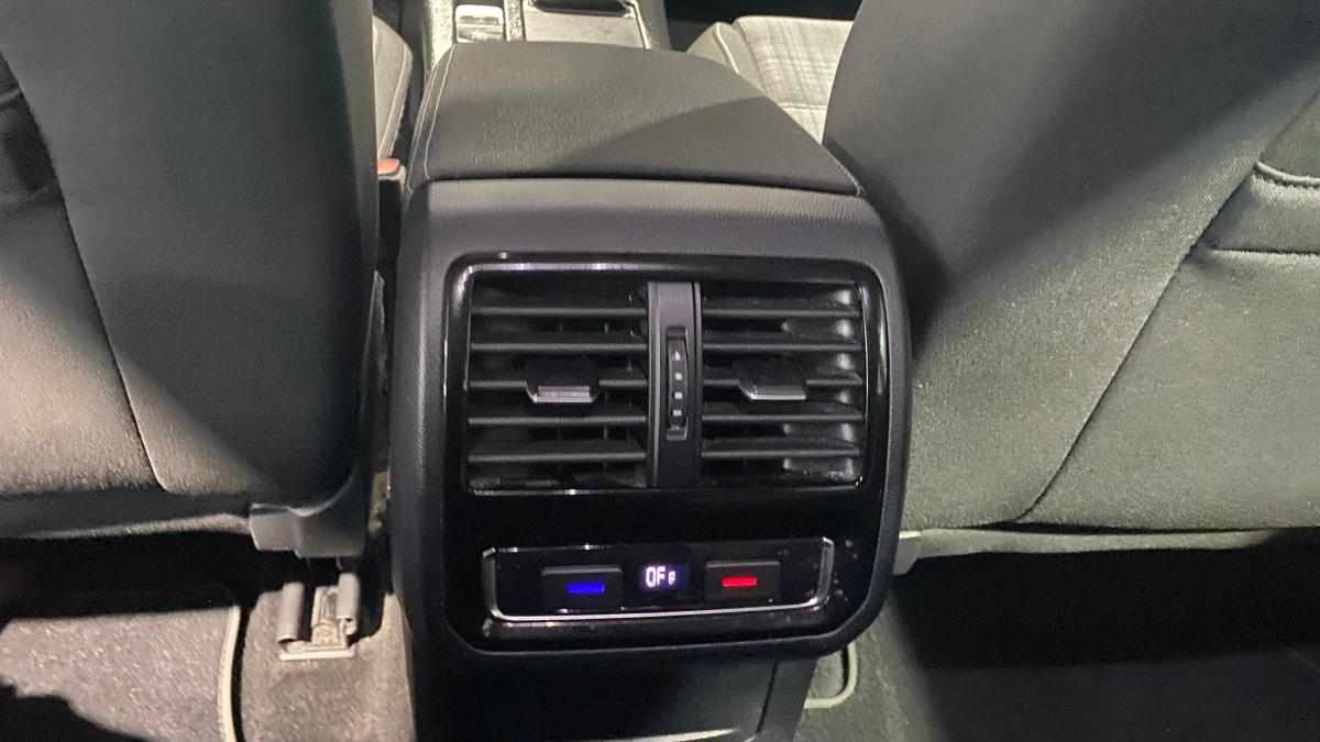 volkswagen-passat-2-0-tdi-bluemotion-2021-diesel-1968cc