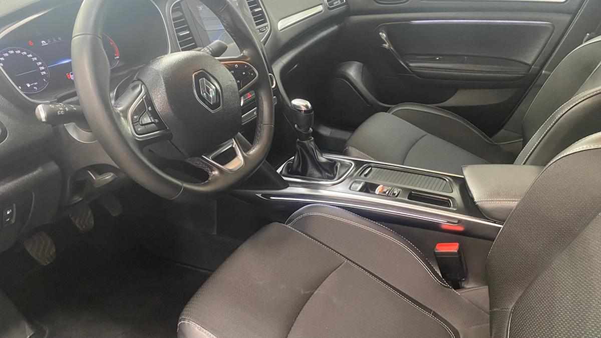 renault-megane-1-5-blue-dci-2021-diesel-1461cc