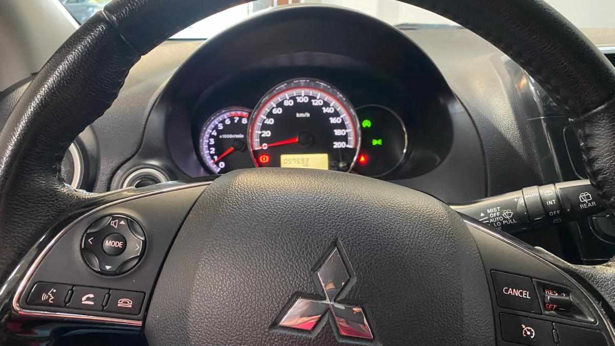 mitsubishi-space-star-1-2-2022-gasolina-1193cc