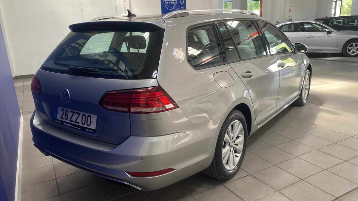 volkswagen-golf-1-6-tdi-bluemotion-2020-diesel-1598cc