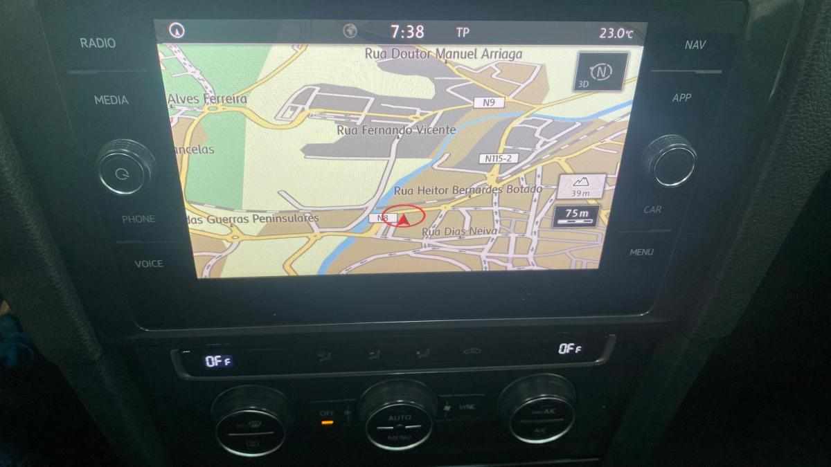 volkswagen-golf-1-6-tdi-bluemotion-2020-diesel-1598cc