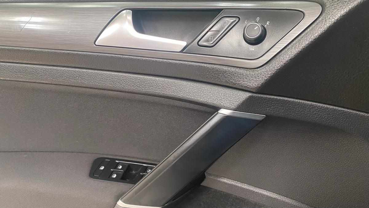 volkswagen-golf-1-6-tdi-bluemotion-2020-diesel-1598cc