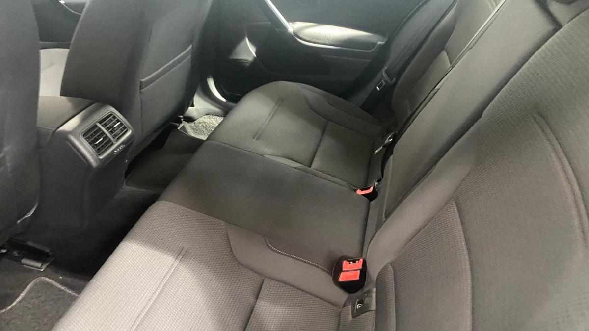 volkswagen-golf-1-6-tdi-bluemotion-2020-diesel-1598cc