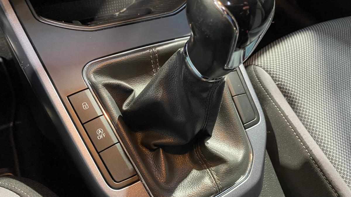 seat-arona-1-6-tdi-2018-diesel-1598cc