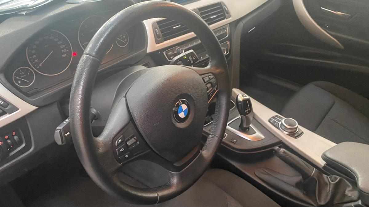 bmw-serie-3-318d-2018-diesel-1995cc