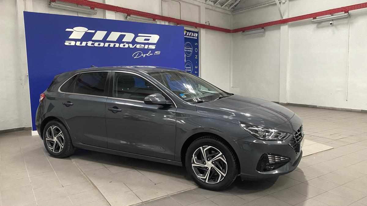hyundai-i30-1-6-crdi-2021-diesel-1598cc