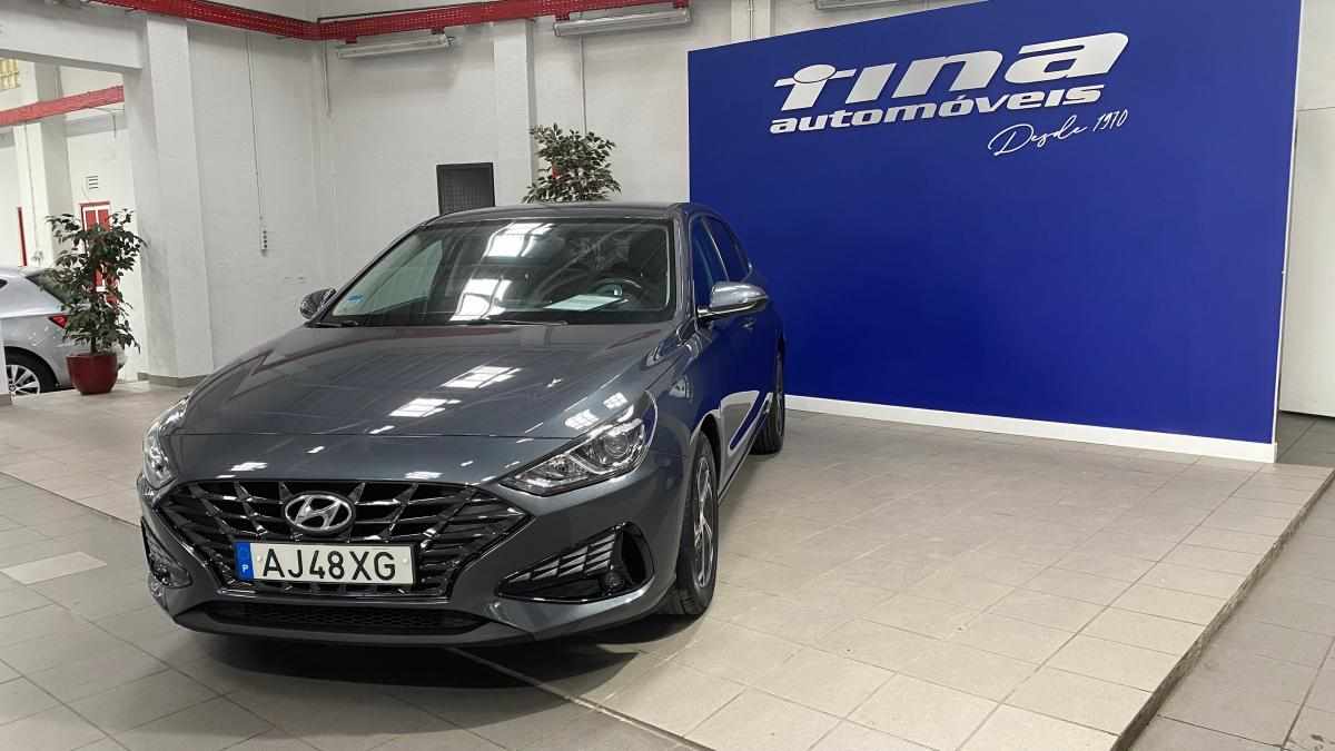 hyundai-i30-1-6-crdi-2021-diesel-1598cc