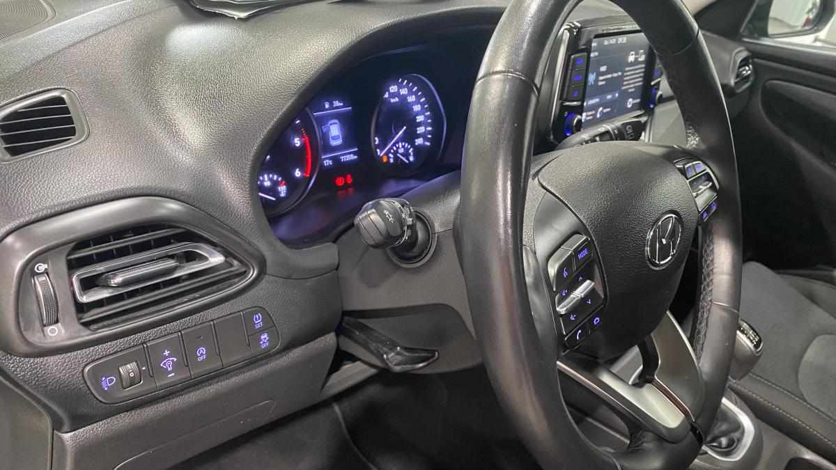 hyundai-i30-1-6-crdi-2021-diesel-1598cc