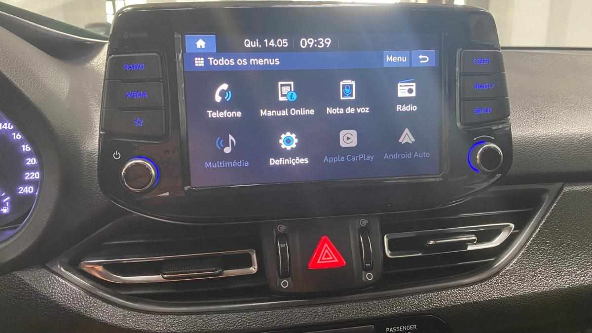 hyundai-i30-1-6-crdi-2021-diesel-1598cc