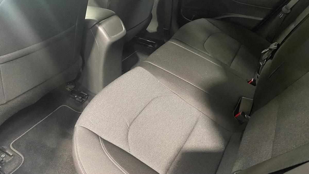hyundai-i30-1-6-crdi-2021-diesel-1598cc