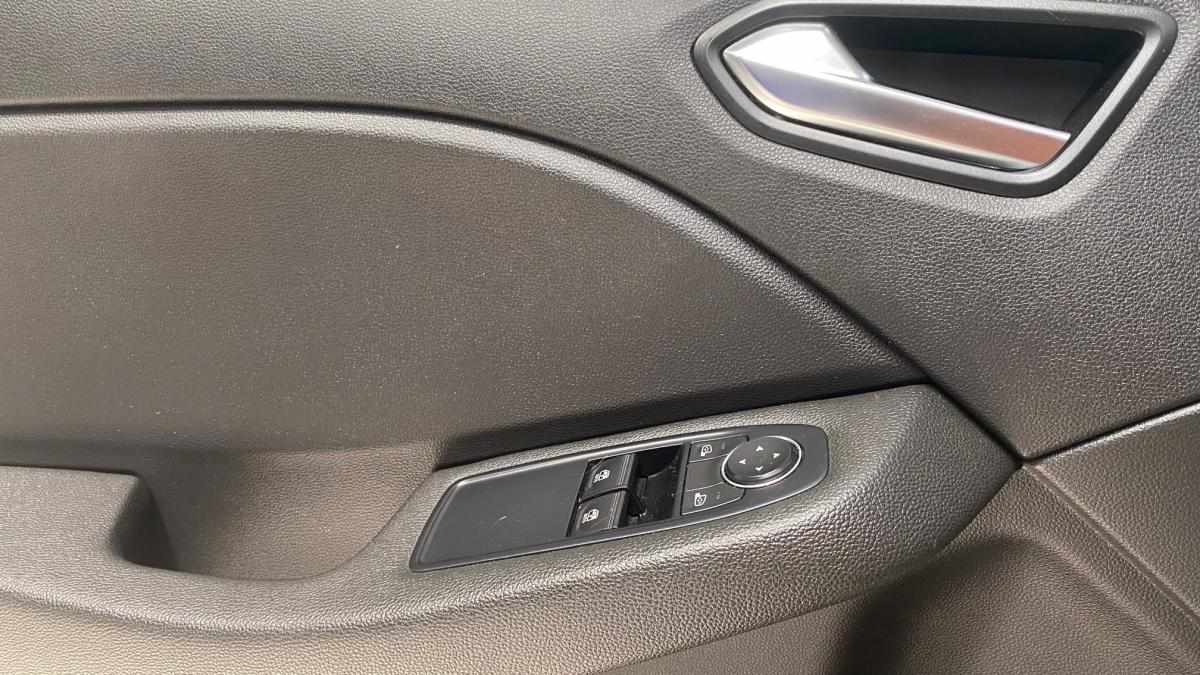 renault-clio-1-0-91cv-2022-gasolina-999cc
