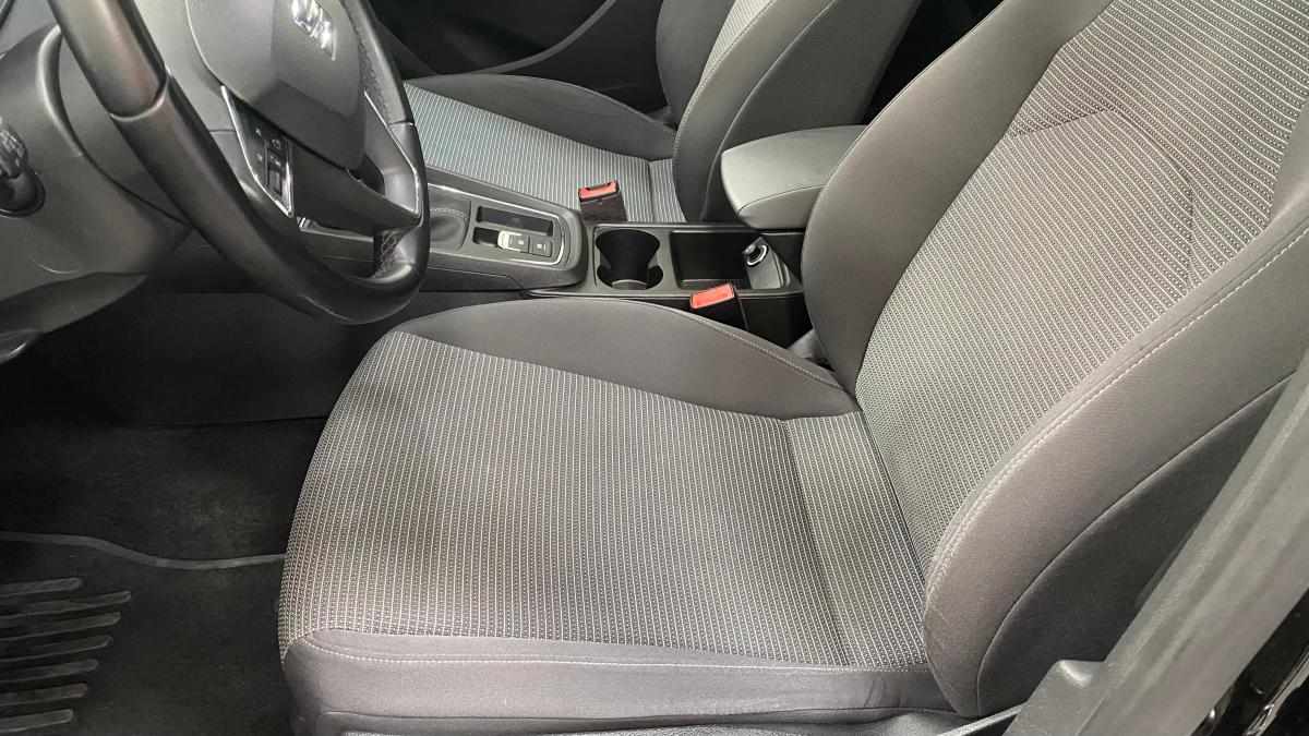seat-leon-1-6-tdi-2020-diesel-1598cc