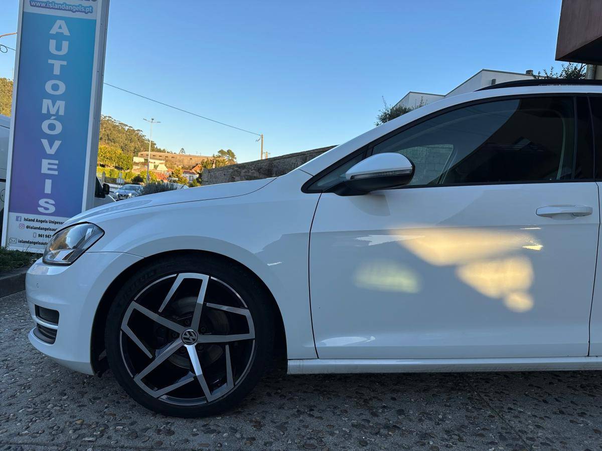 volkswagen-golf-variant-2015-diesel-1598cc