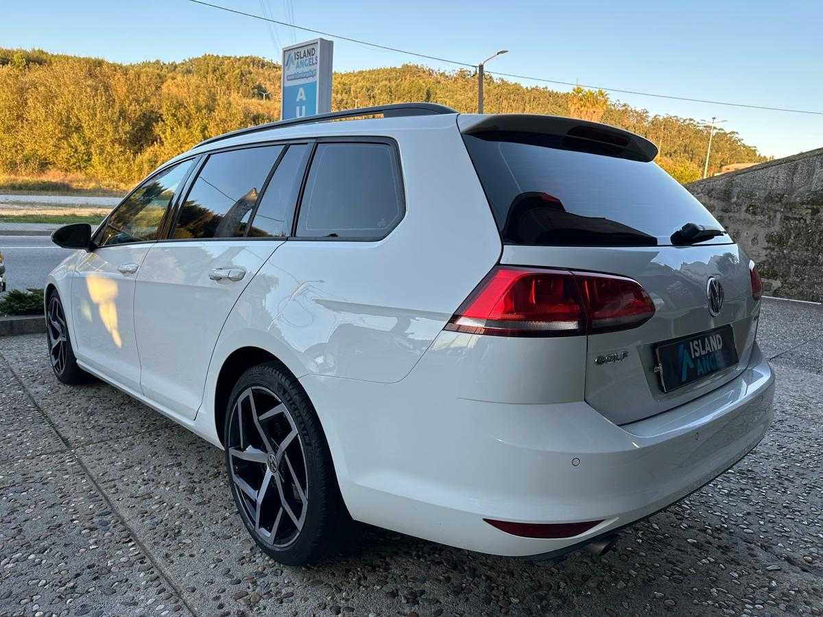 volkswagen-golf-variant-2015-diesel-1598cc