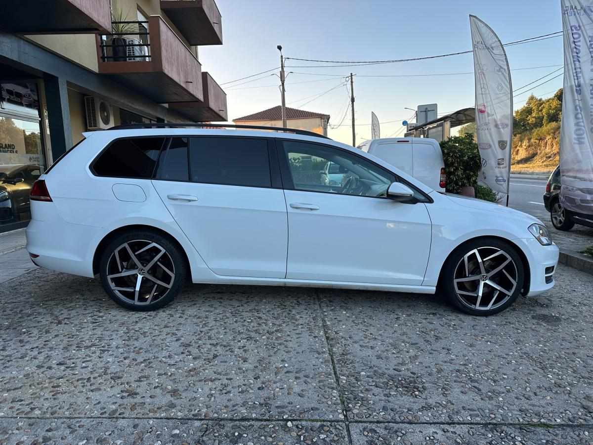 volkswagen-golf-variant-2015-diesel-1598cc