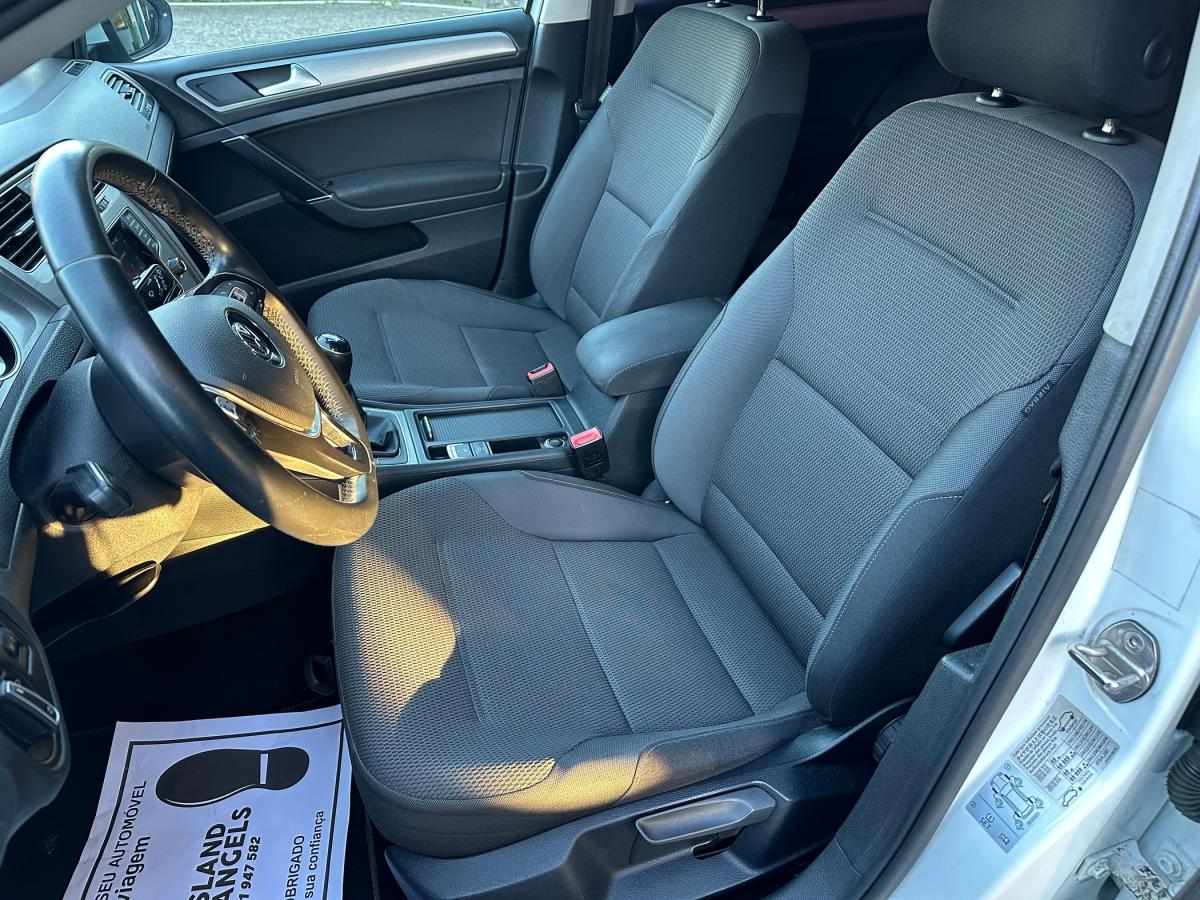 volkswagen-golf-variant-2015-diesel-1598cc