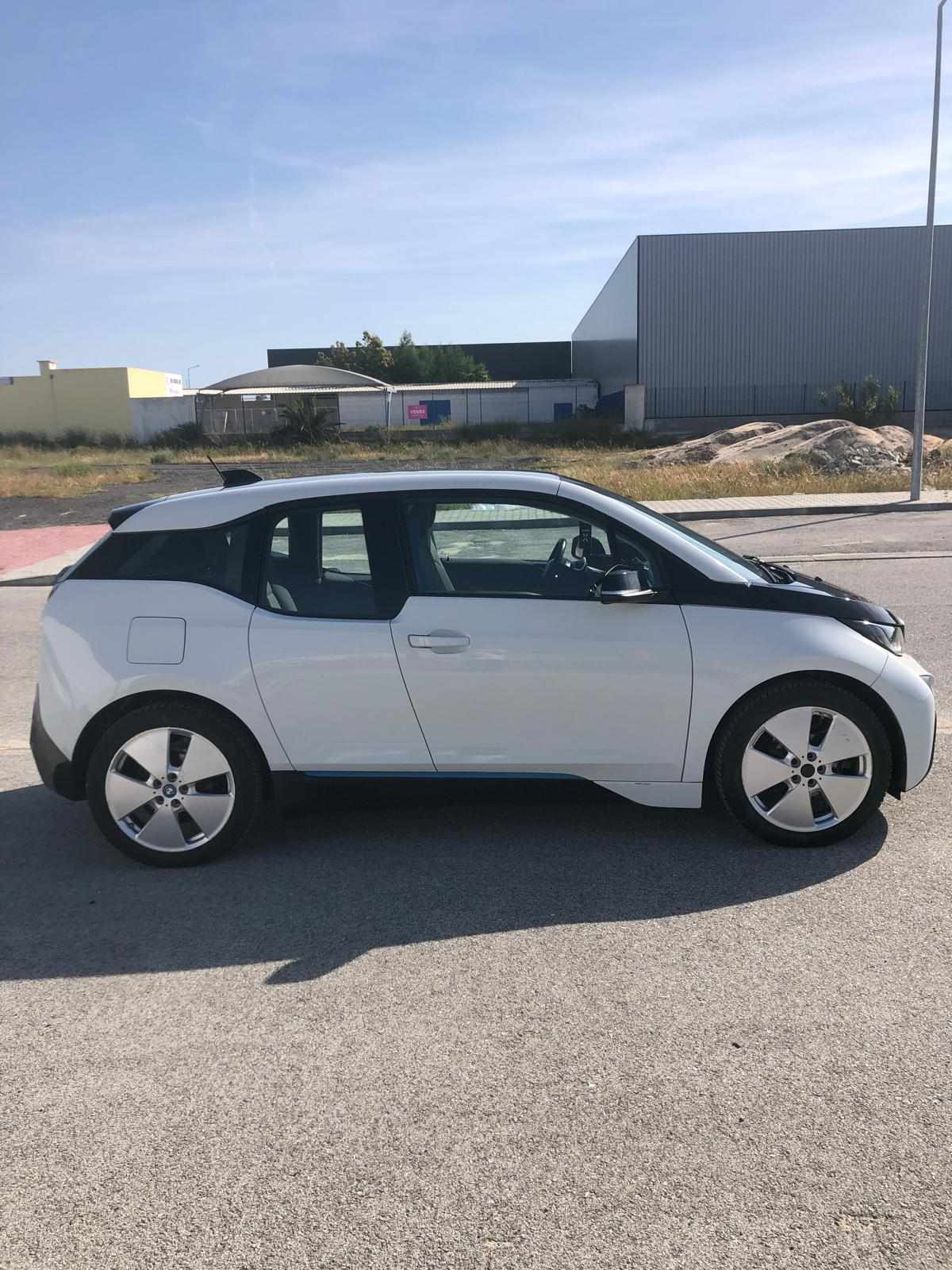 bmw-serie-i-i3-60-ah-2015-eletrico-647cc