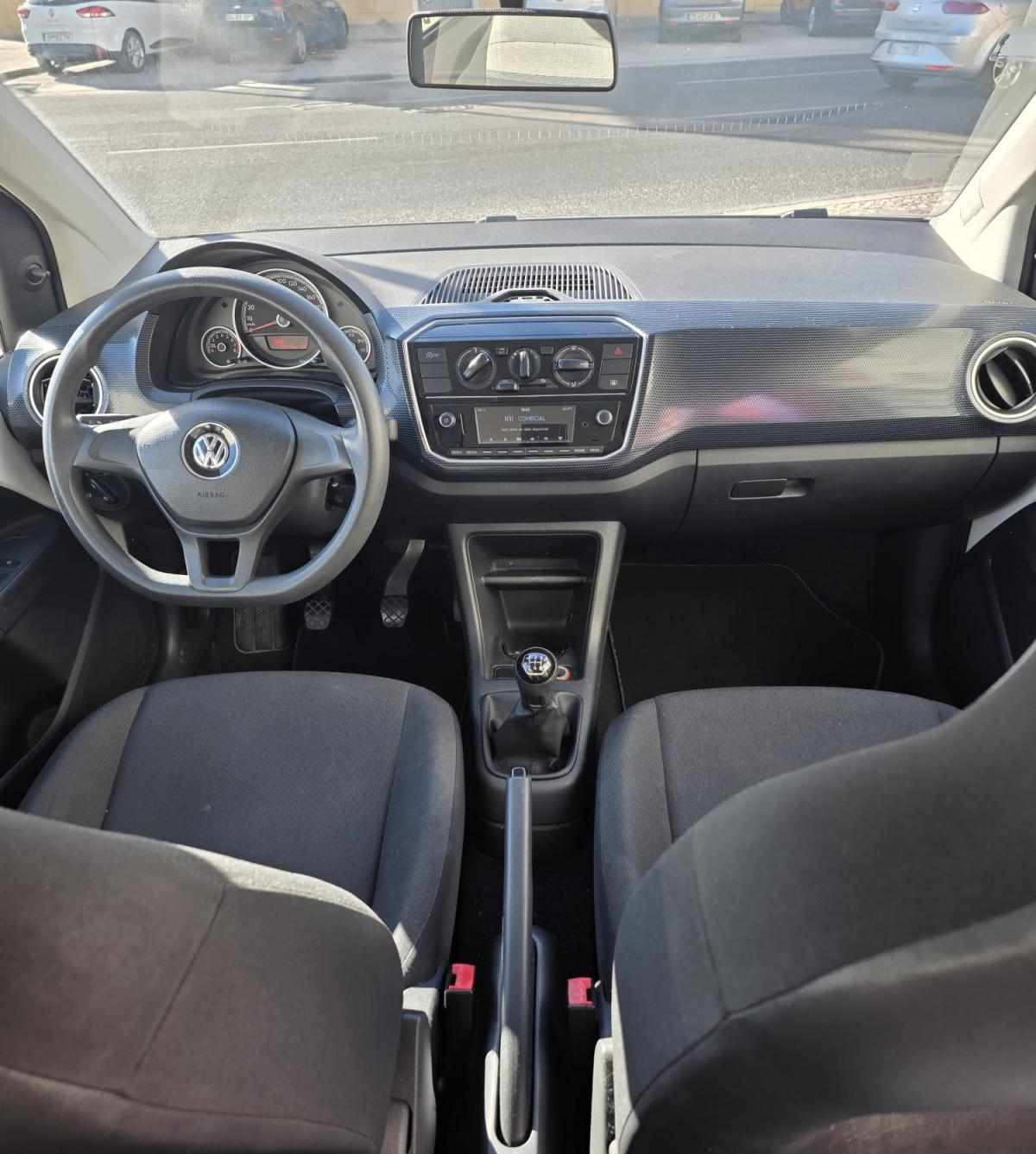 volkswagen-up-1-0-2017-gasolina-999cc